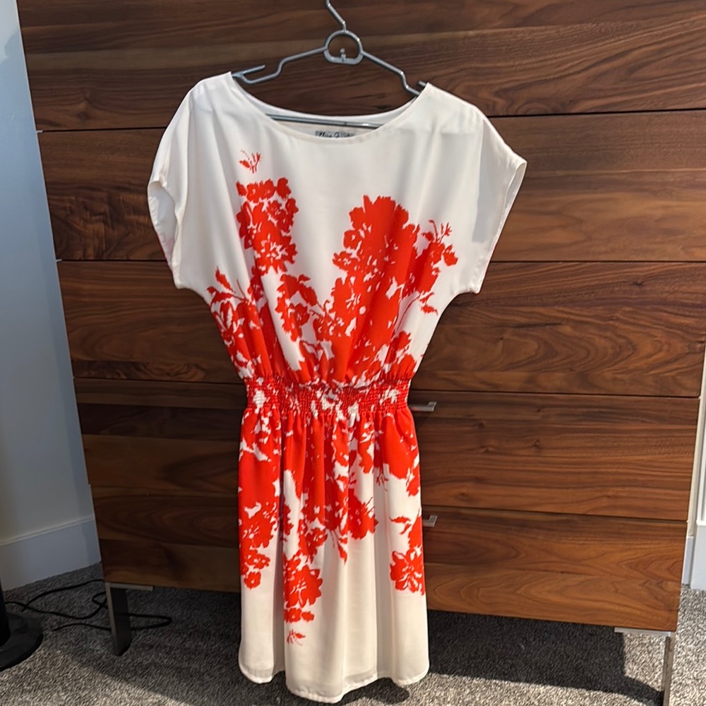 Eliza J dress size 6- orange and cream
